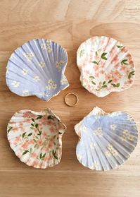 Spring Flowers Irish Scallop SeaShell Ring Dish, Floral Motif, Hand Painted, Coastal Home Beach Decor, Housewarming Gift