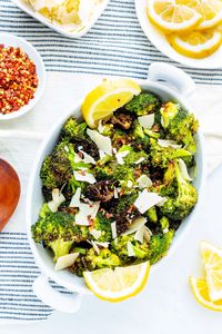 This Garlic Roasted Broccoli is an easy and delicious way to enjoy roasted broccoli. This side dish is perfect when you are short on time.