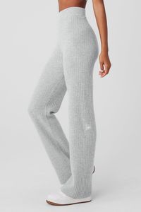 These pants go beyond lounge—they’re next-level luxurious. Done in a waffle knit texture and crafted from the softest, snuggliest cashmere you’ve ever felt, these are the kind of pants you’ll never want to take off. The laid-back fit pairs drapey wide-legs with a high-rise ribbed waistband, for a cozy-chic silhouette that looks even better with the Cashmere Plush Waffle Cropped Long Sleeve.