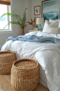 21 Modern Coastal Bedroom Ideas for a Relaxing Retreat 18