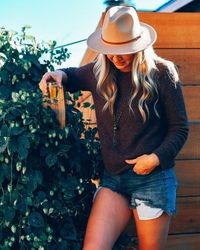 Fall Hats Are Here To Complement Any Look | Fashionisers©