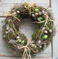 Gorgeous Easter Wreath Ideas | 4 UR Break - Family Inspiration Magazine