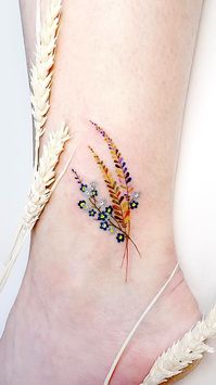 Simple Tattoo Designs To Carry Your Favorite Flower On Your Skin. Are you looking for a classy and beautiful tattoo with a deep meaning? You should definitely consider getting one of these simple flower tattoos. Elegant and simple flower tattoos.