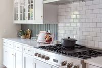 28 Kitchen Backsplash Ideas With White Cabinets 13 28 Kitchen Backsplash Ideas With White Cabinets