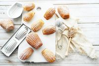 madeleines (authentic french recipe from laduree)