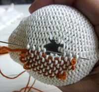 Awesome photo tutorial on darning repairs! Take care - repair... part 2 | The Knitter