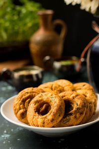 Try out this Baked Vada instead of the regular deep-fried one. Tastes the same, but healthier!