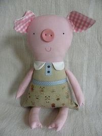 little piglet great for the Ham and Yam Festival!