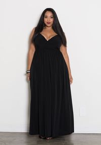 - THE FACTS - SIZING - FREE SHIPPING + RETURNS A classic spaghetti strap plus size maxi dress is perfect for every occasion. A fitted top and flowing skirt make this a figure flattering plus size maxi