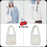 Shoulder Bags from KIRSH, Street Style, Street Style, 2022-23FW