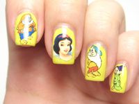 Snow White Nail Art