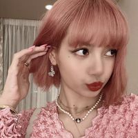 blackpink - lisa ! ig : @lalalalisa_m [ keywords : lisa, pranpriya, lalisa manoban, lili, bp, blackpink, main dancer, maknae, long legged lisa, star, selca, girlfriend material, picture, aesthetic, aesthetics ]