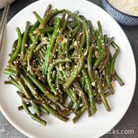 Chinese Long Beans Recipe (Stir Fried With Garlic) - Sassy Chopsticks