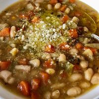 Tuscan White Bean Soup - Barefoot Contessa