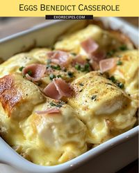 Indulge in the perfect brunch with this easy and decadent Eggs Benedict casserole! Layers of English muffins, creamy hollandaise sauce, and poached eggs make this a crowd-pleasing dish that’s as delicious as it is simple to make.