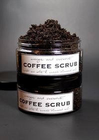 Coffee Scrub DIY + Gift Idea! This homemade coffee scrub recipe without coconut oil is inspired by the Frank Body Original Coffee Scrub. Scented with a fresh blend of orange, coconut and cardamom, my coffee scrub recipe contains naturally emollient sweet almond oil, mineral rich pink Himalayan salt, anti-inflammatory blood orange essential oil, brown sugar, and ground coffee to exfoliate, smooth and brighten dull, aging or acne prone skin. #diy #coffee #skincare #beauty #gift