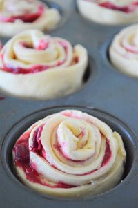 Leftover Cranberry Sauce Muffins (Cruffins) - Kitchen Divas