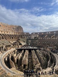 #colosseum #rome #roma #italy #italian #history #europe #eurosummer #photography #aesthetic #inspo #inspiration #photoinspo #travel