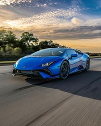 Lamborghini Huracán Tecnica 2023 Engine: 5.2L V10 Power: 470 kW / 640 hp Torque: 565 Nm / 417 lb-ft Weight: 1,379 kg / 3,040 lbs 0-100 kph: 3.2 seconds Top Speed: 325 kph / 202 mph