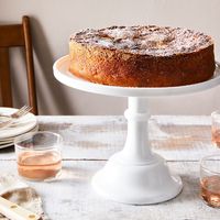 Simple Summer Peach Cake recipe on Food52