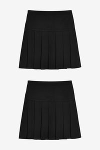 Stock up on their school essentials just in time for school. In an easy-to-iron fabric with a Teflon finish, this pleated longer length school skirt is designed in a neat pleated style with an adjustable waistband for the perfect fit. 2 x Skirt 65% Recycled polyester, 35% LENZING ECOVERO Viscose.