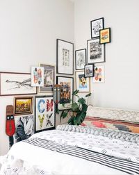 11 Great Gallery Wall Layout Ideas • One Brick At A Time