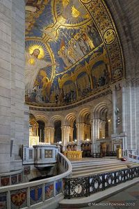 Basilique du Sacré-Cœur (Basilica of the Sacred Heart of Jesus), Paris, France Been outside. Should have gone inside. Look how beautiful!