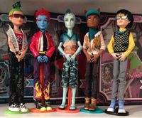 The guys of Monster High- Dolls