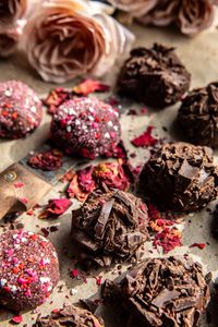 Easy Chocolate Truffles.