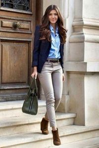 Work outfits for fall, spring or even summer fashion! These fashion ideas are going to be the #workoutfits of the year! From black and white outfits to the latest Office & Work Outfits Ideas for Women and Men! #women fashion # #bestandstylishbusinesscasual #workoutfitforwomen #women fashion