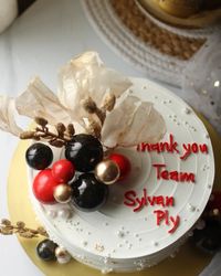 Grateful for the opportunity to create this elegant, custom cake for Team Sylvan Ply! 🎂✨ I love how the bold colors and delicate golden accents came together to make this a unique design. Every cake tells a story, and this one celebrates teamwork and appreciation! 💖 Follow @the_baking_mumma To place your order, please reach out to us on WhatsApp 7044955912. We don't accept order related queries in dms. #TheBakingMumma #HomeBaker #CustomCakes #SylvanPly #Gratitude #CakeArtistry