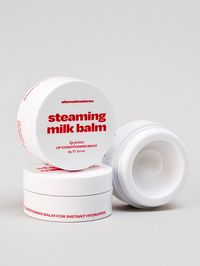 Lip potion steaming milk balm.- Milk moisturizing that melts into the lips and fills in wrinkles.- Softens lip dead skin cells to create a smooth texture before makeup- Milky natural lip color coverage- Highly concentrated milk balm formulation