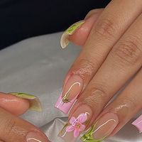 𝓑𝓸𝓸𝓴 𝓕𝓸𝓻 𝓙𝓾𝓷𝓮 🎀 on Instagram: "🌷🌿

•
•
•

#nailsofinstagram #naildesign #nailinstagram #explorepage #nycnailtech #bronxnails #bronxnailtech"