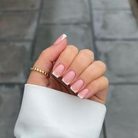 50+ April Nails That Are Super Trendy Right Now! - Prada & Pearls