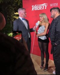 📸| @SabrinaAnnLynn & Allan Avendaño at the Variety x Armani Beauty Makeup Artistry Dinner yesterday.