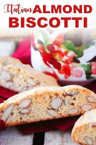 Make the all-time best Italian Almond Biscotti easily with this step-by-step recipe! #almondbiscotti #biscotti #italianbiscotti #italiancookie #cookierecipe