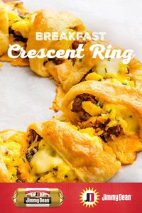 This sun-shaped wreath of crescent roll deliciousness makes mornings even better. The melted layer of cheese atop the savory Jimmy Dean Premium Pork Sausage, surrounded by a crispy, flaky exterior sets up a filling flavor journey.