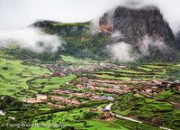 Zhagana Village, Gansu China | 甘肃－迭部－扎尕那－雾锁神山 Morning cloud … | Flickr