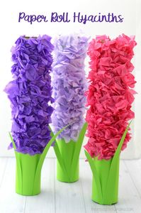 Paper Roll Hyacinth Flower Craft for Kids - The Resourceful Mama Transform paper rolls into a lovely spring craft for kids. #kidscrafts #craftsforkids #crafts