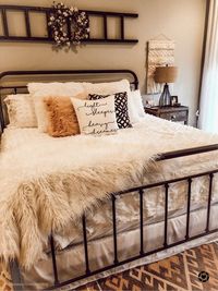 22 Dream Farmhouse Bedroom Ideas - Decoholic