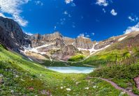 Best hikes in Glacier National Park: Highline Trail, Grinnell Glacier, Hidden Lake, Avalanche Lake, Cracker Lake, Iceberg Lake and more. Includes hikes in Many Glacier and Two Medicine. #glacier #nationalpark #hiking