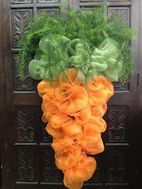 Carrot wreath (ok, its not really a wreath, but it is cute!)