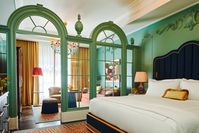 Hotel Rooms & Suites In NYC | The Fifth Avenue Hotel