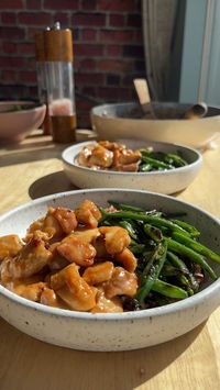 Jamie Vespa MS, RD on Instagram: "Hot Honey Mustard Chicken Bowls with charred green beans and wild rice. I made these bowls on a whim one night for dinner, and just had to share this simple recipe. You can also cubed salmon or tofu if you don’t eat chicken. SERVES 4 12 oz. haricots verts (French green beans), trimmed and sliced in half at an angle) 1 lb. boneless, skinless chicken thighs (weighed after trimming), cut into bite-sized pieces 4 Tbsp. extra-virgin olive oil, divided 1 tsp. kosher salt, divided 2 Tbsp. Dijon mustard 2 Tbsp. honey 1 Tbsp. white wine vinegar 1 garlic clove, grated 1/4-1/2 tsp. cayenne pepper (depending on desired level of heat) 2 cups cooked wild rice blend for serving In a glass jar or liquid measuring cup, combine Dijon mustard, honey, vinegar, garlic, cayen