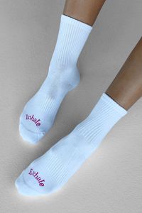 BREATHE GRIP SOCKS - PINK (XS/S: US4-7) (S/M: US7-9) (M/L US9-11) Introducing our new Grip Socks, the ultimate in luxury for your pilates and yoga sessions. - 10cm crew sock - crafted with premium quality fabric - Inhale, Exhale Design - Premium Quality White Grip With superior grip, you can stay focused and safe while enjoying your practice in complete confidence and comfort. Unsure on sizing? Hit the "Message Us" button below, or visit the contact page on our website.