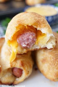 Little Smokie Pizza Bites are the perfect snack for any friends or family gathering, combining crispy and cheesy pizza bites that are loaded with little smokies in every bite.