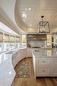 Cocinas perfectas para inspirar cualquier amante de diseño de interior lujuoso, con muchos detalles y muebles lujuosos. Cualquier proyecto tiene que tener una cocina con un diseño de interior