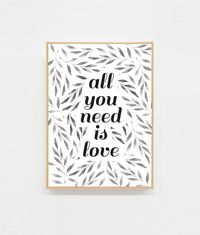 Ajoutez une touche d’amour et de déco à votre maison avec notre carte All you need is love. A accrocher au mur, à glisser dans un porte-cartes…