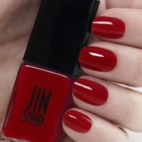 DESCRIPTION A bright cherry red that’s feminine and sophisticated. "This shade was inspired by the 1929 film Coquette," says Jin. "Red is one of my favorite colors—it’s always classic and modern. 0.3 oz JINSOON FORMULA JINsoon is 10-free and formulated without harsh chemicals such as Formaldehyde, Toluene, DBP, Formaldehyde Resin, Camphor, Xylene, Ethyl Tosylamide, Triphenyl phosphate, Parabens, Lead Long-lasting formula with a chip-proof finish Rich, lustrous color payout in 2 coats with striki