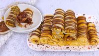 Crêpe rolls filled with hazelnut cream: super easy to make!